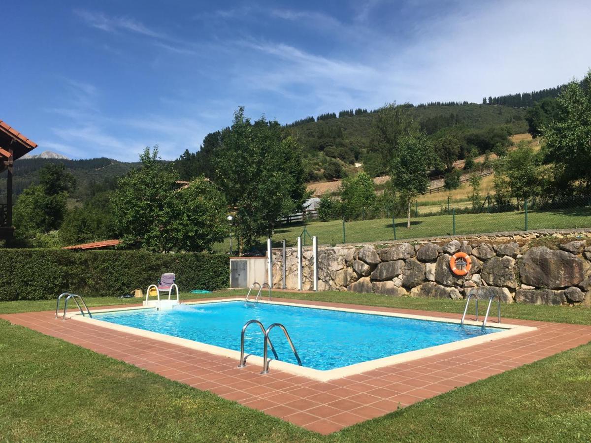 Precioso Chalet Junto A Potes Con Piscina-4 Hab,3 Banos โอเคโด ภายนอก รูปภาพ